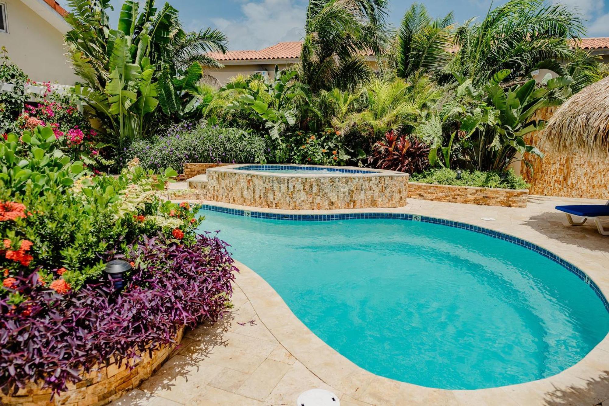 Modern 1-Bedroom-Apartment 2 Km From Eagle Beach Palm Beach Exterior foto